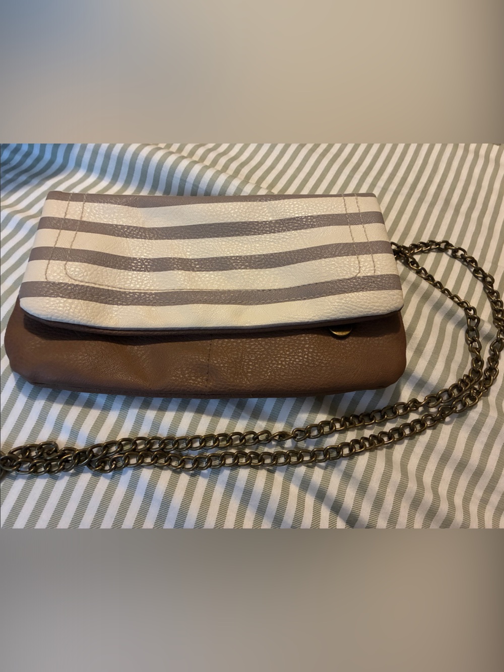 Maurices Clutch